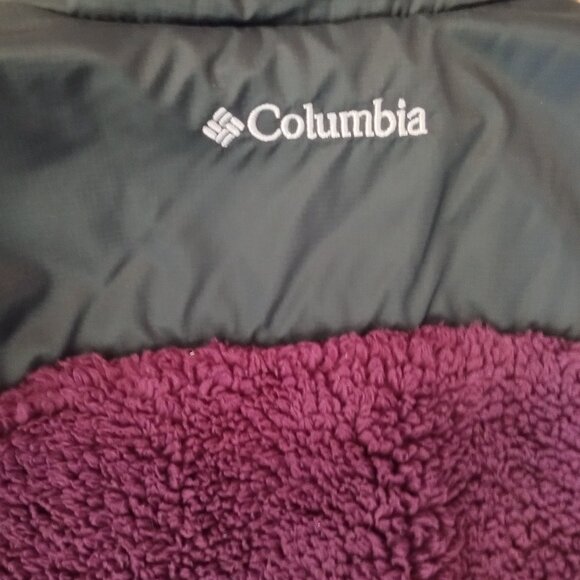 Columbia Vest Women's Size Small S Fleece Fluffy Full Zip - Picture 5 of 6